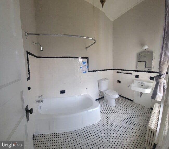 Photo - 1107 Prince Edward St