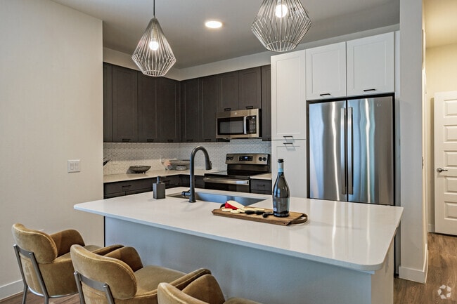 2BR, 2BA - 1,187SF - Kitchen - Perch
