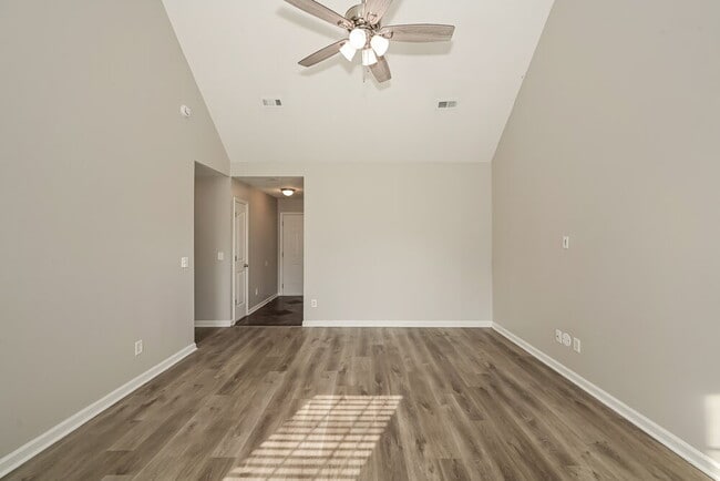 Photo - 2625 Weatherford St