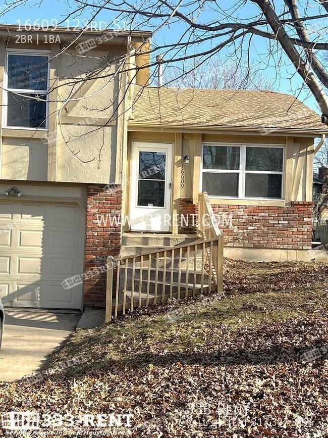 Building Photo - 16609 W 123rd St