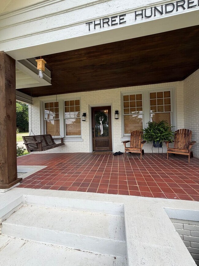 Photo - 3 bed 2 bath in Historic Downtown Troy