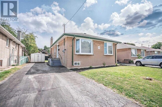 Photo - 14 Milford Haven Dr