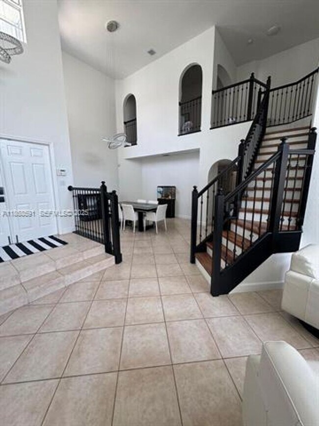 Photo - 10873 NW 71st St