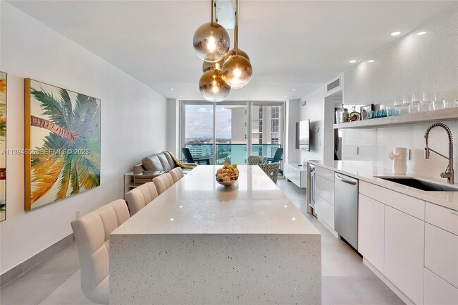 Photo - 4001 S Ocean Dr Unidad 14H