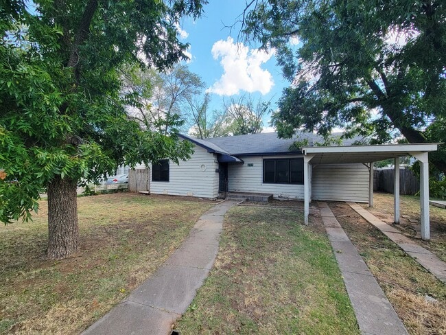 Photo - 2117 30th St