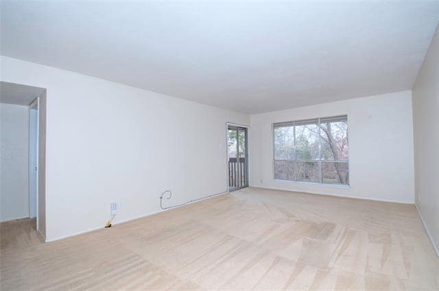 Photo - 4837 Cedar Springs Rd Unidad 304