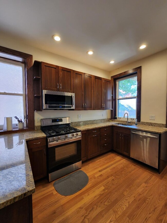 Photo - 6115 Pershing Ave Unit #1