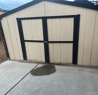 Photo - 2503 E 90th Pl