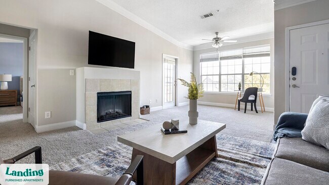 Photo - 100 Crossing Blvd Unidad 909.1411984