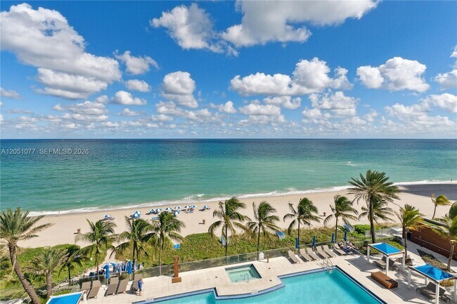 Building Photo - 18911 Collins Ave Unit 901