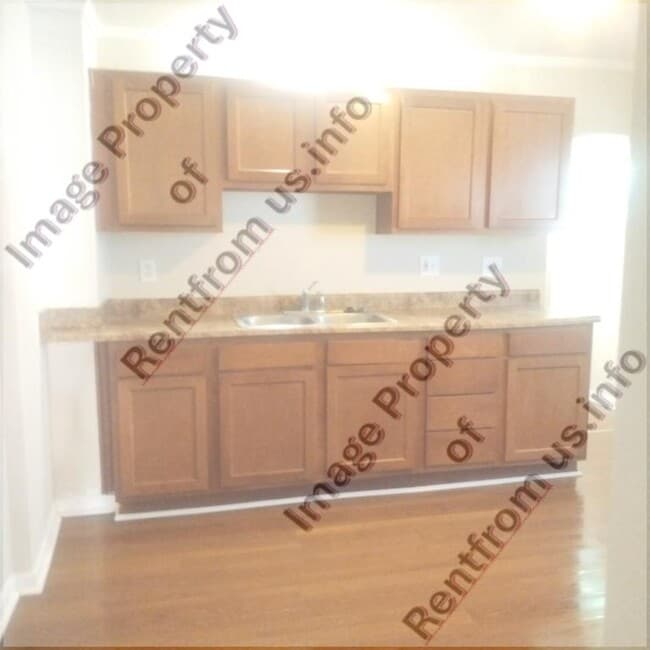 Photo - 743 S Terrace Ave