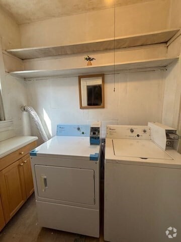Building Photo - 58 Aspinwall Ave Unit 1 Rental