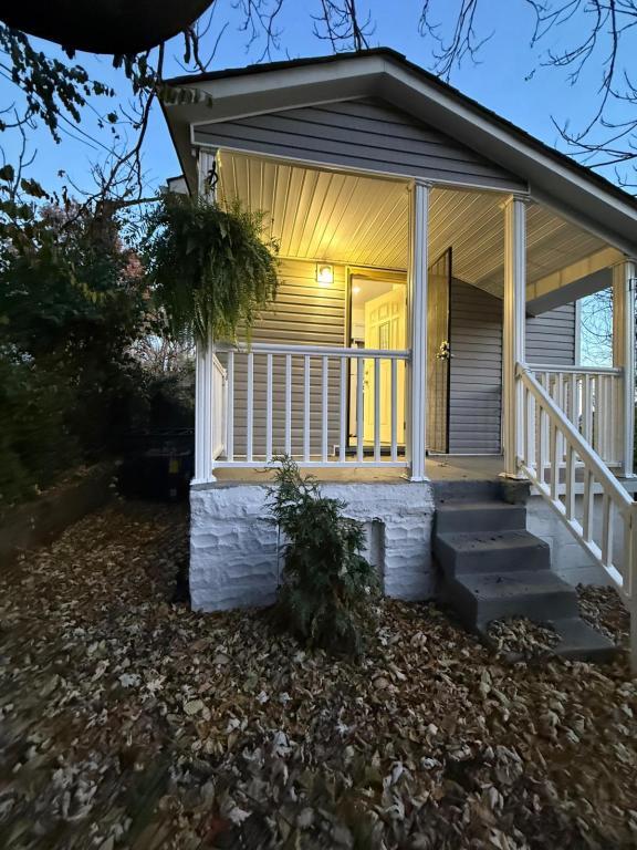 Photo - 5411 Hamilton Ave