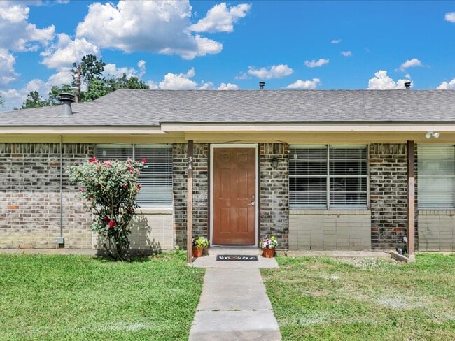 Building Photo - Redland Ridge Apartments