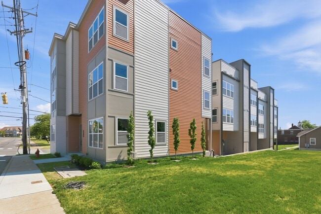 Photo - 626 40th Ave N