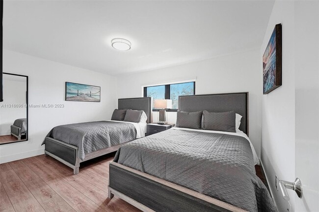 Photo - 243 NW 57th Ave Unidad B