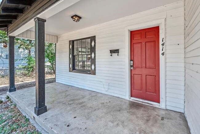 Photo - Charming 2BD 1BA Home in Waco - Available in April!