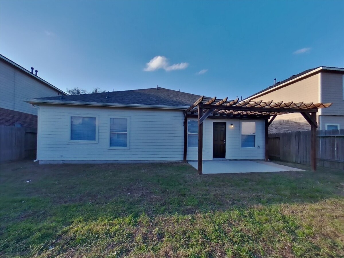 Photo - 6619 Lindale Manor Ct