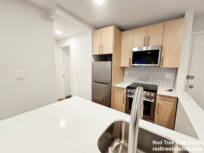 Photo - 529 Beacon St Unit 17