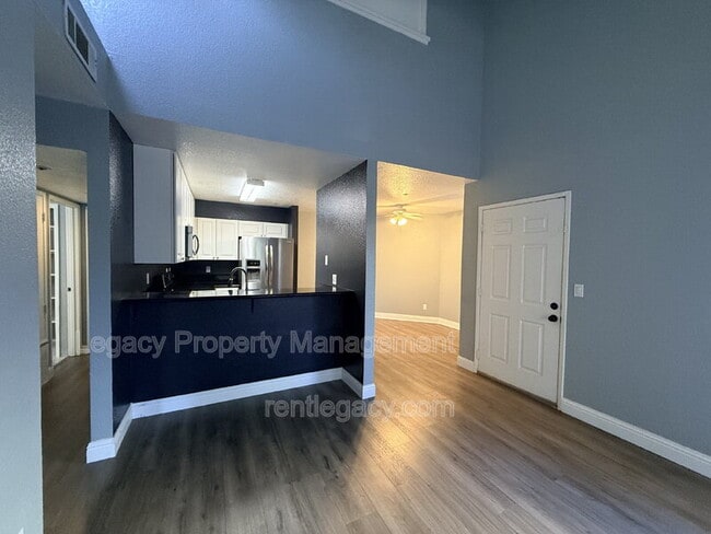 Photo - 1019 Dornajo Way Unit Apt 266
