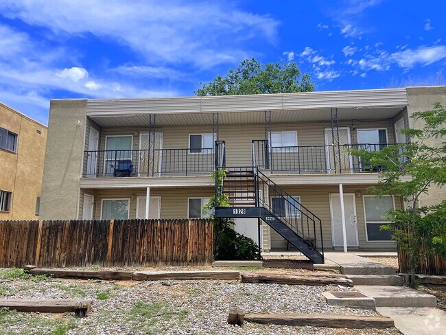 Building Photo - 1028 Chelwood Park Blvd NE Unit D Rental
