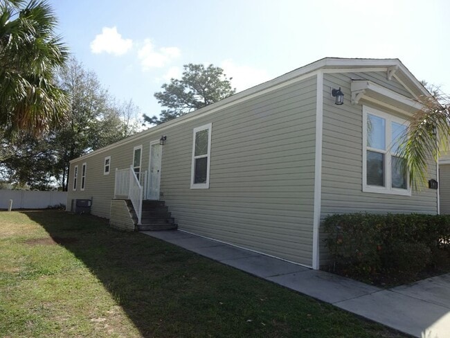 Photo - 3150 NE 36th Ave