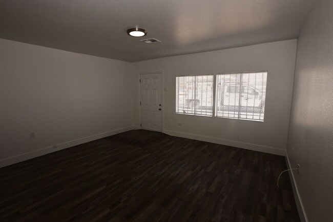 Photo - 1007 I St Unit 1