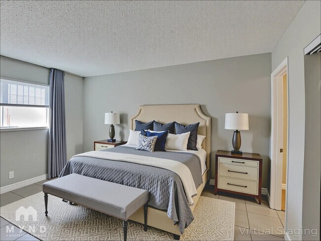 Photo - 893 W Carey Ave House