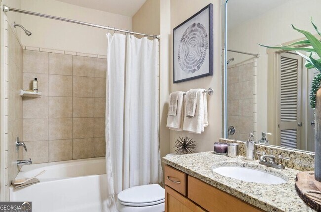 Photo - 1740 Century Cir NE Unidad 1306