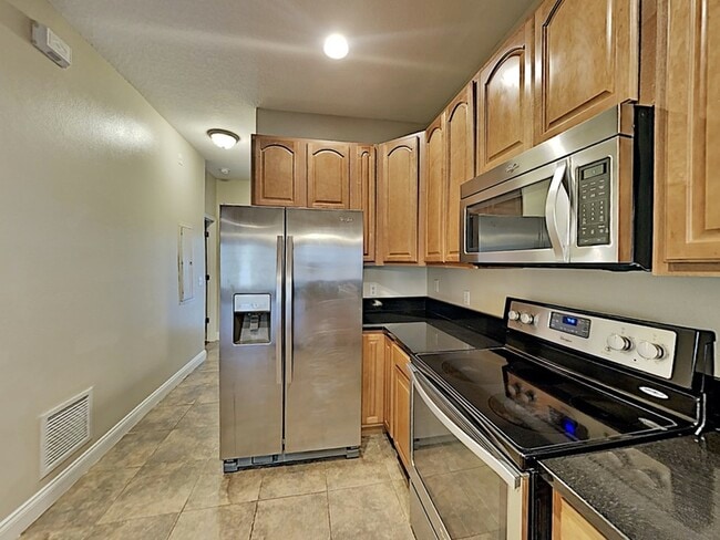 Photo - 1210 Catherine St