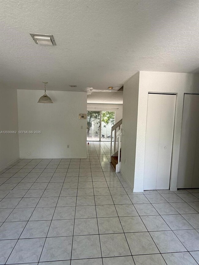 Photo - 136 Hidden Ct Rd