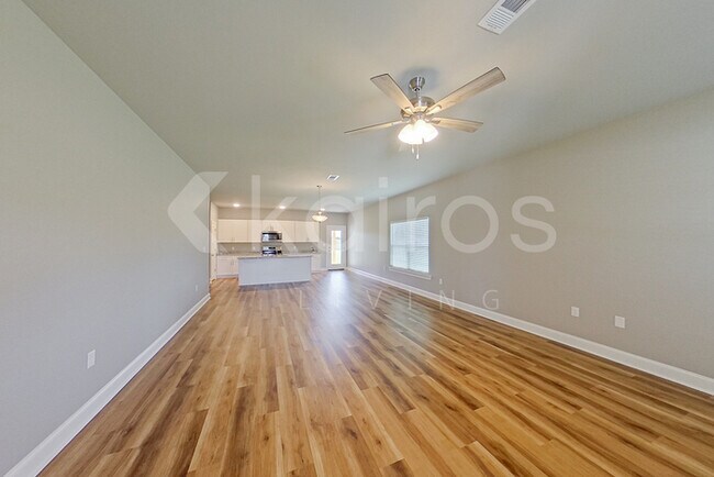 Photo - 13724 Willowmore Dr