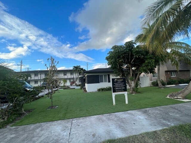 Photo - Hollywood Homesites