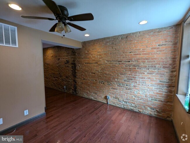 Building Photo - 336 S Poppleton St Rental