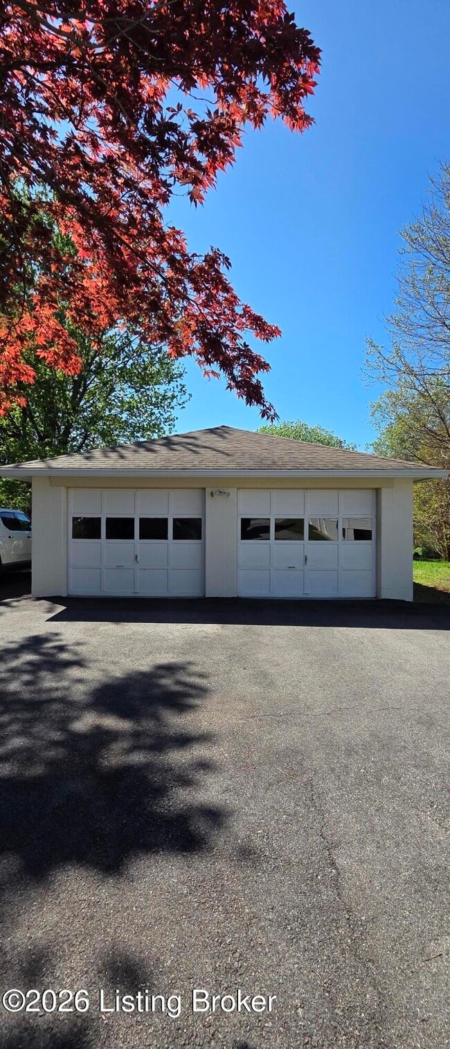 Photo - 3814 Taylorsville Rd