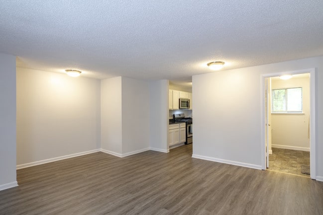 Living Room - New Flooring - Briar Knoll Apts