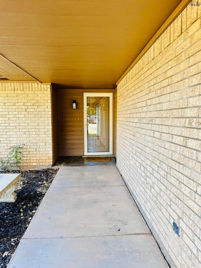 Photo - 5303 Greentree Ave