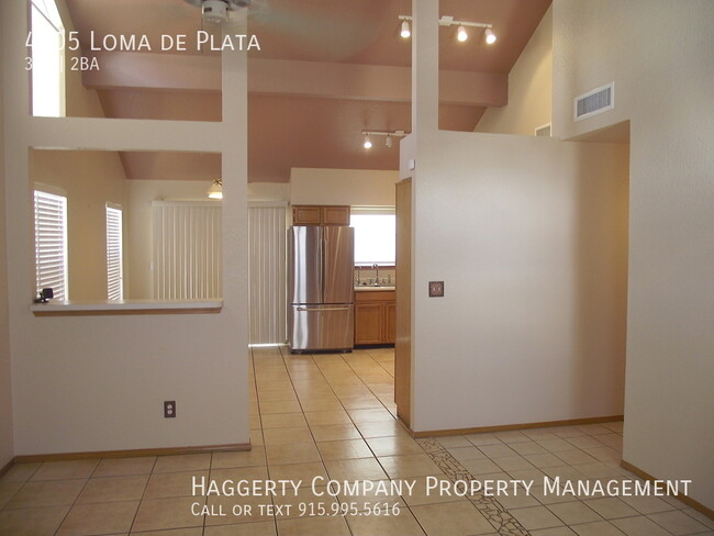 Photo - 4605 Loma De Plata Dr