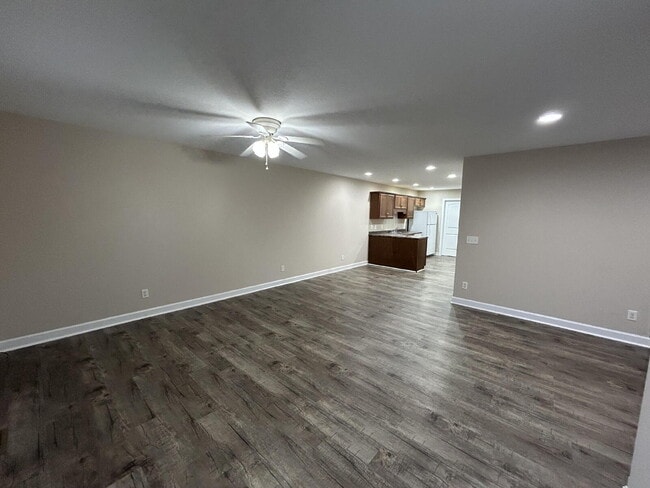 Photo - 146 Harp Ave Unit B