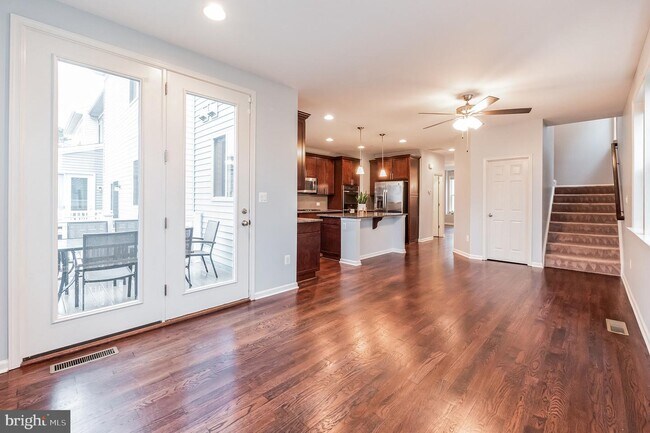 Photo - 7520 Calais Way