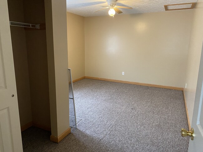 Photo - 104 S Pleasant St Unidad 2