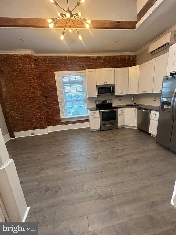 Photo - 13 N 4th Ave Unit 17