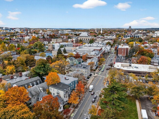 Photo - 1576 Cambridge St Unidad 1