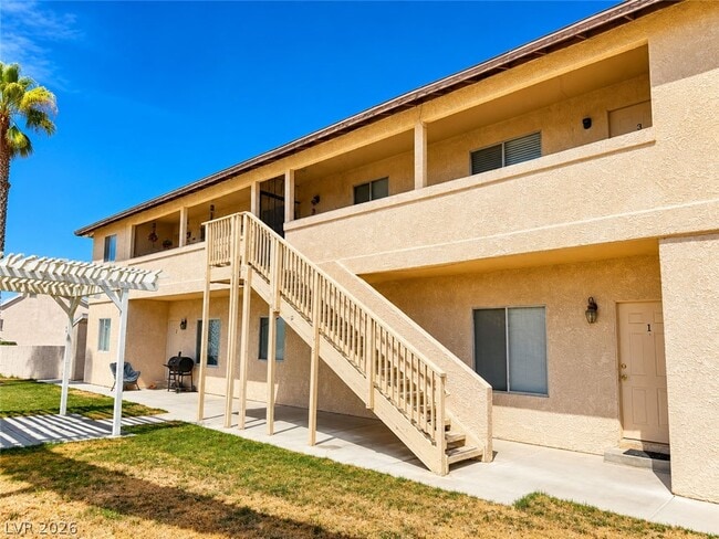 Building Photo - 1444 Star Rd