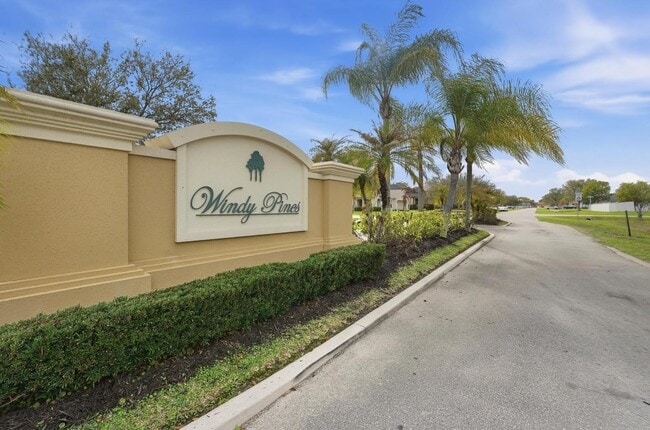 Photo - 5923 NW Brianna Ct