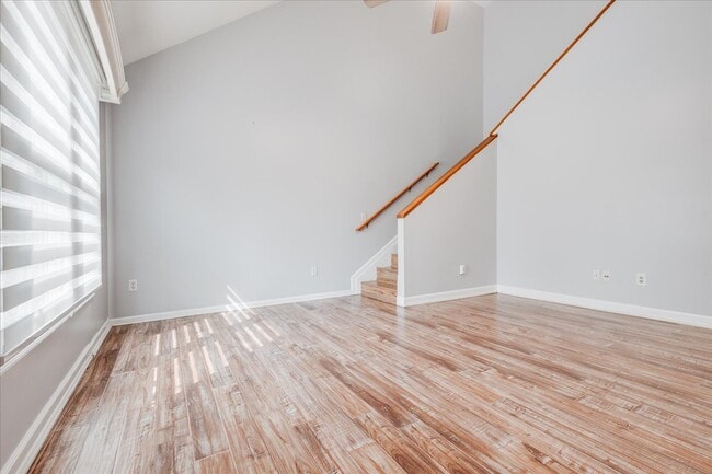 Photo - 113 Village Trail Dr