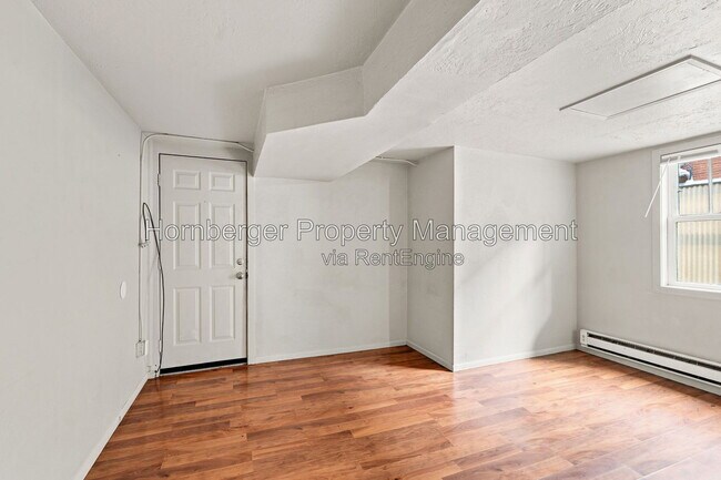 Photo - 1108 W 12th Ave Unit 4