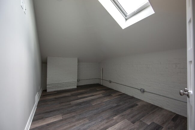 Photo - 490 Pearl St Unit 7