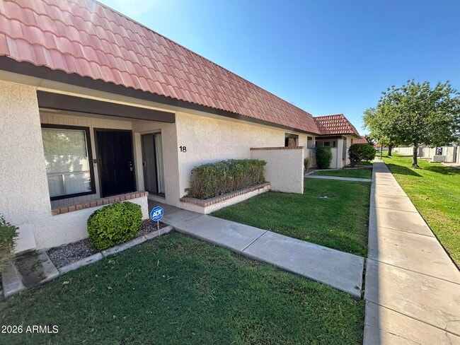 Photo - 195 N Cottonwood St