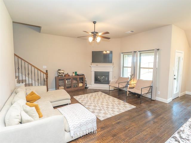 Photo - 216 Nathan Dr